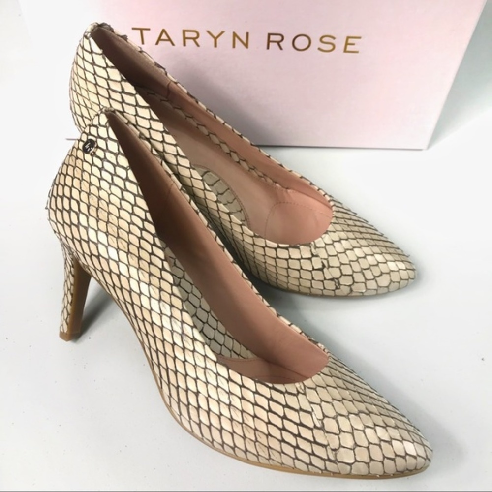 Taryn Rose Antique Textured Pumps Size 9M New